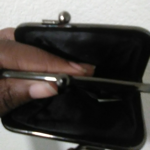 Wallet - Picture 2 of 5